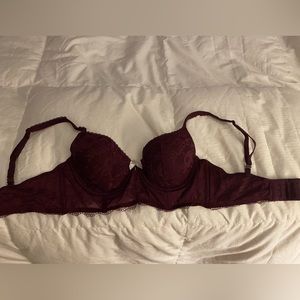 Victorias secret lined Demi/Demi buste double 34C